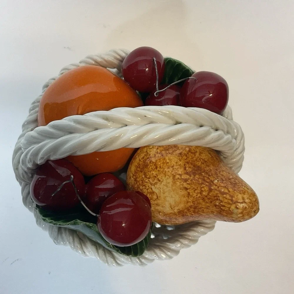Vintage Bassano Capodimonte Style‎ Italian Italy Ceramic Fruit Basket Figurine